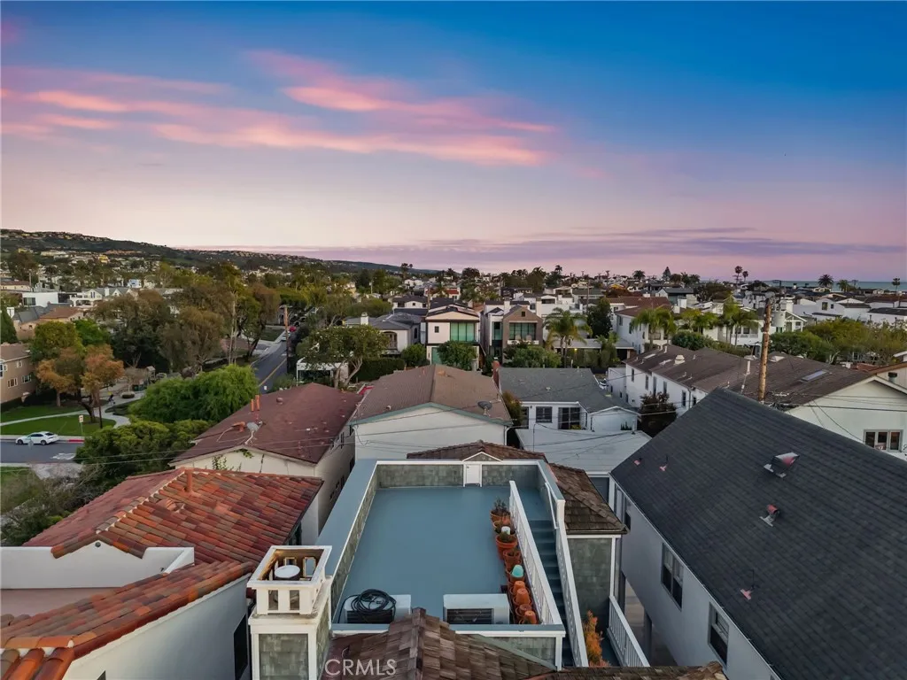 320 Heliotrope Avenue, Corona Del Mar, California 92625 home-pic-58