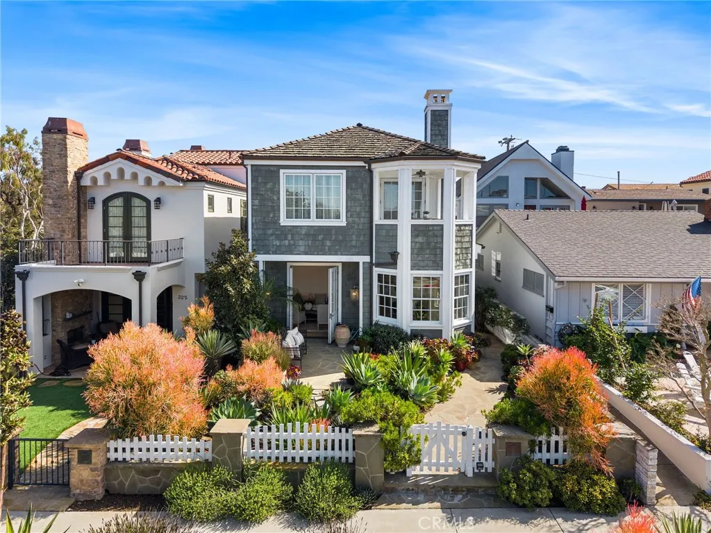 320 Heliotrope Avenue, Corona Del Mar, California 92625 home-pic-67