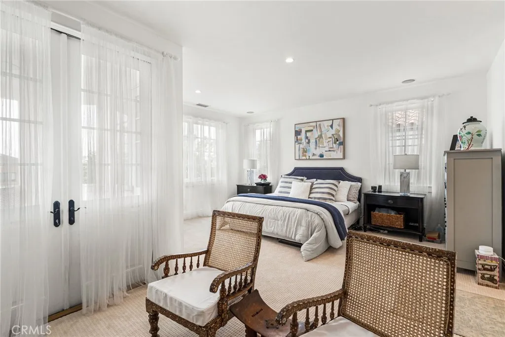 320 Heliotrope Avenue, Corona Del Mar, California 92625 home-pic-34