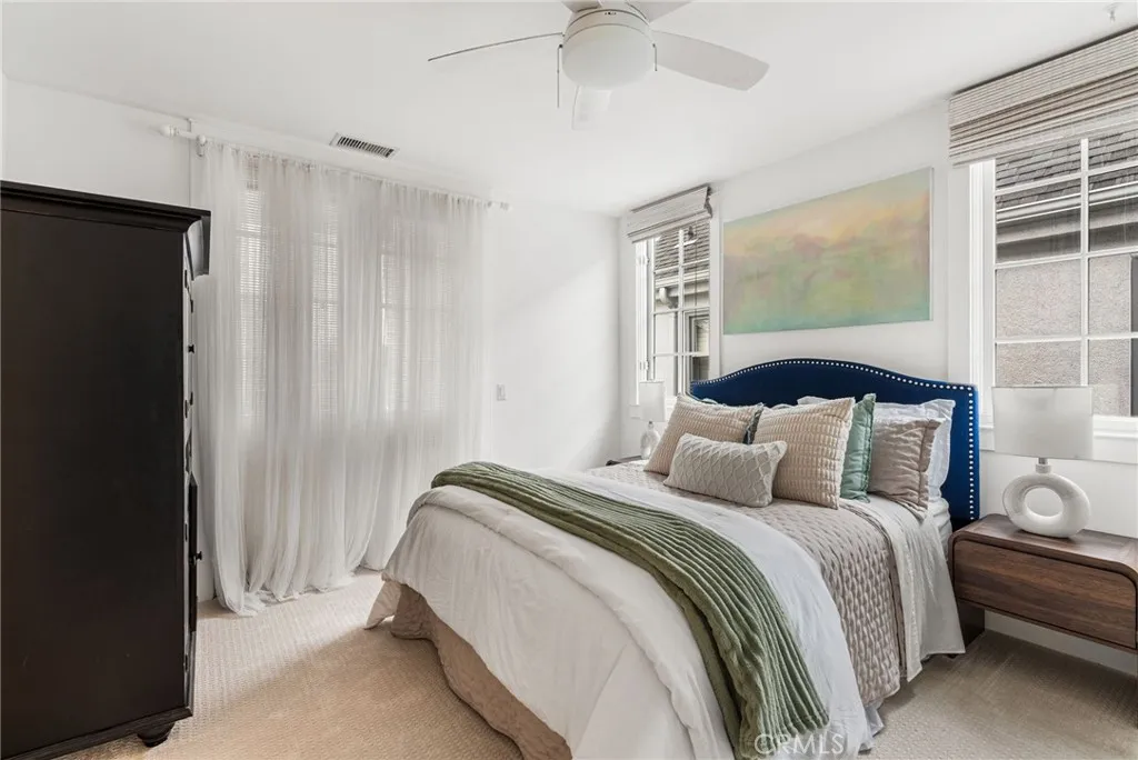 320 Heliotrope Avenue, Corona Del Mar, California 92625 home-pic-44