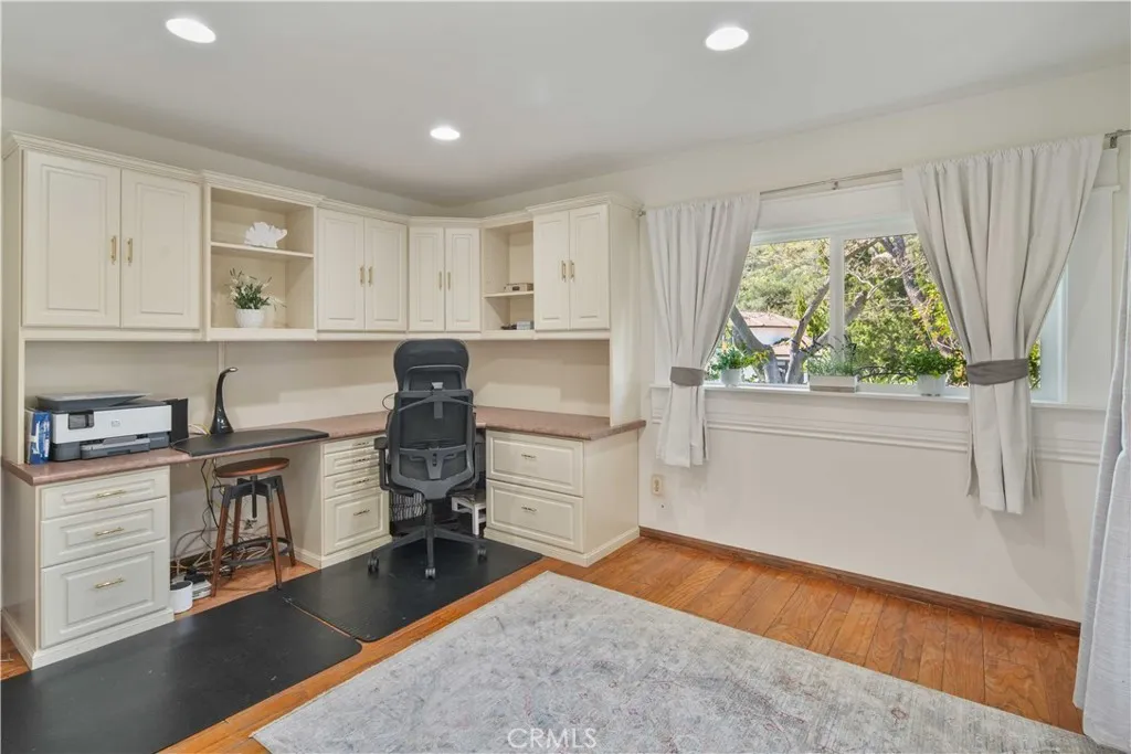 1919 Stonesgate, Westlake Village, California 91361 home-pic-24