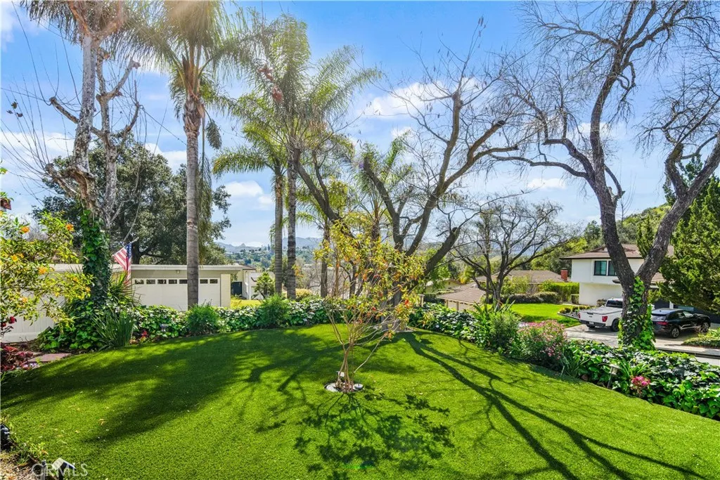 1919 Stonesgate, Westlake Village, California 91361 home-pic-3