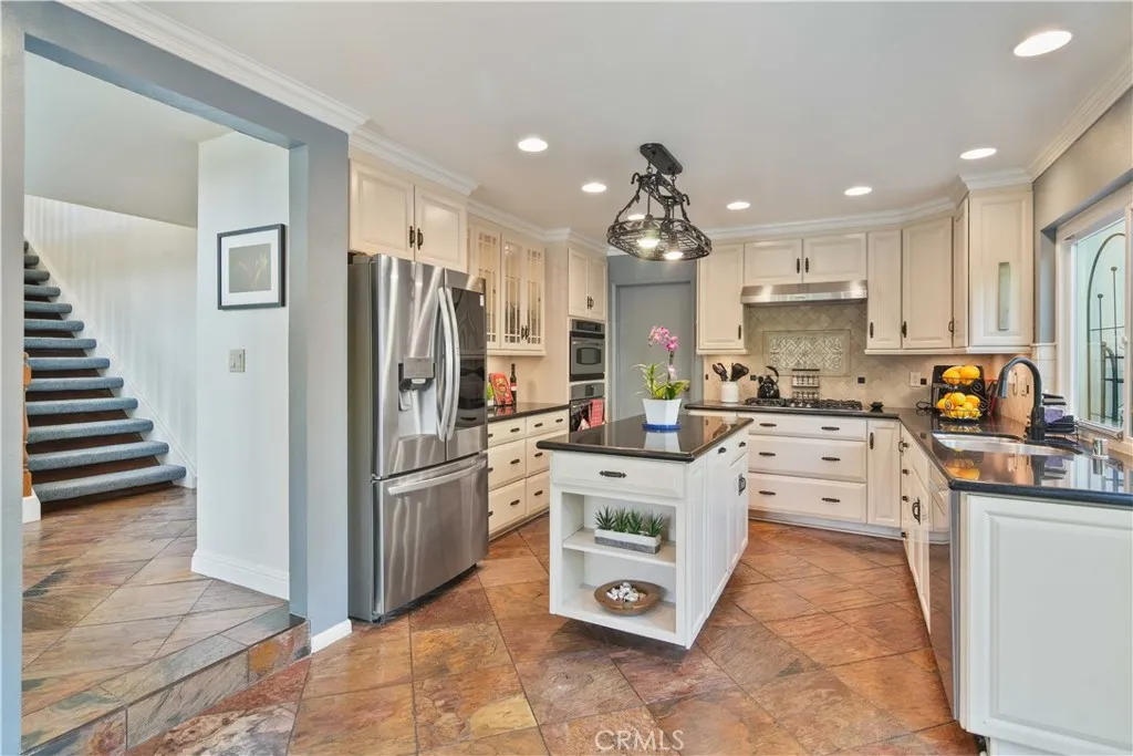 1919 Stonesgate, Westlake Village, California 91361 home-pic-16