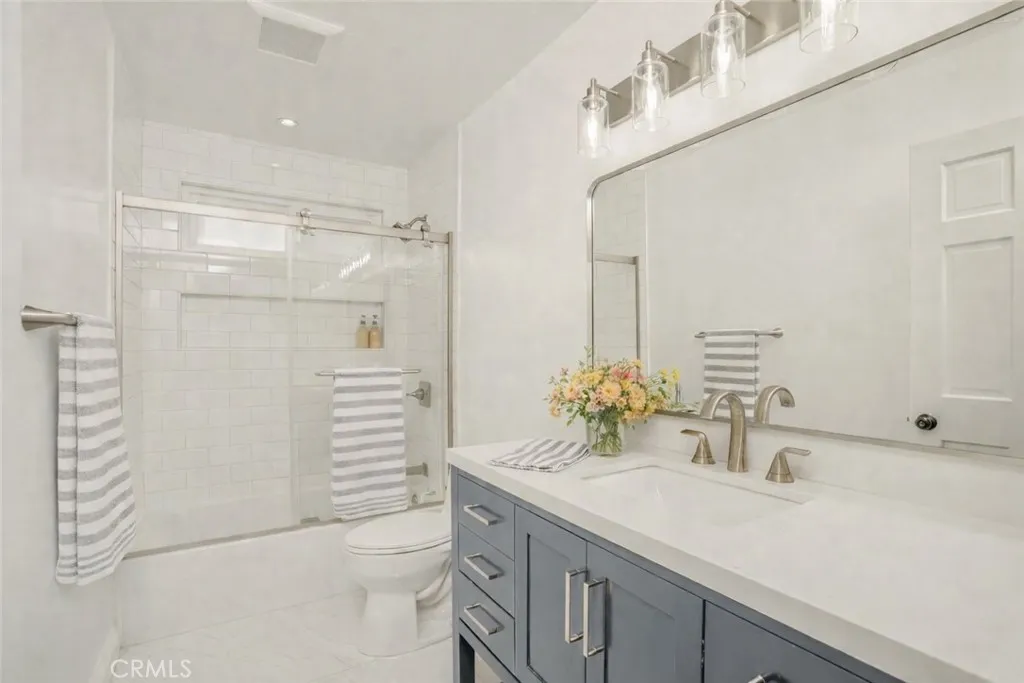 521 13th Street, Manhattan Beach, California 90266 home-pic-23