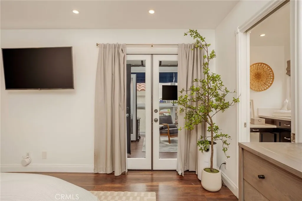 521 13th Street, Manhattan Beach, California 90266 home-pic-17
