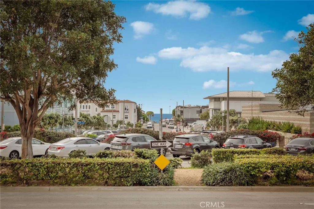521 13th Street, Manhattan Beach, California 90266 home-pic-30
