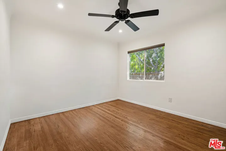 4530 Bakman Avenue, North Hollywood, California 91602
