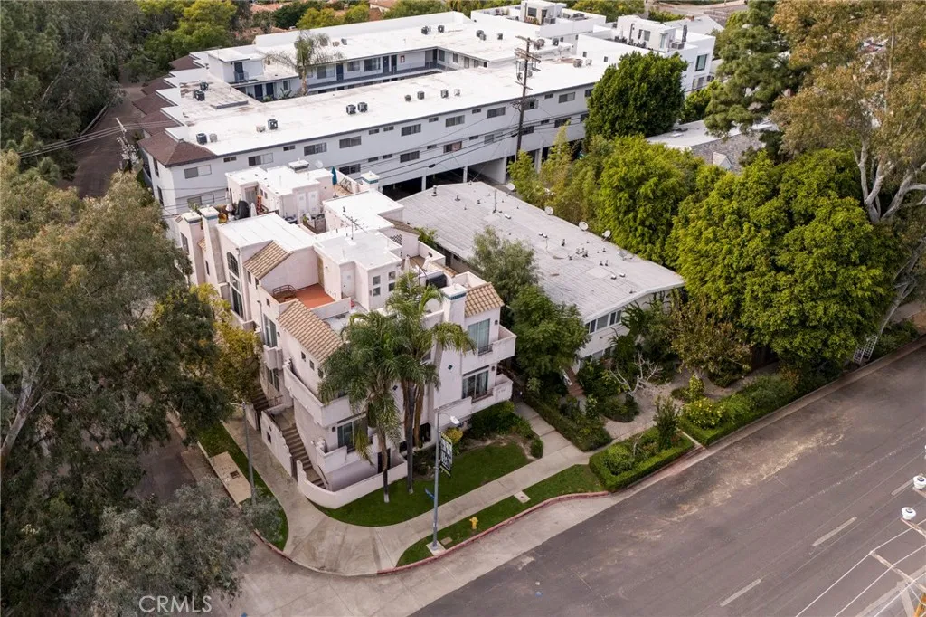4201 Radford Avenue 3, Studio City, California 91604 home-pic-26