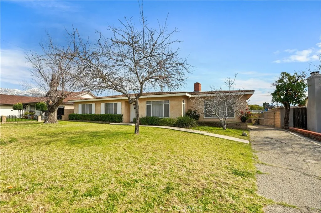 1550 N Bonita Court, Ontario, California 91762 home-pic-2