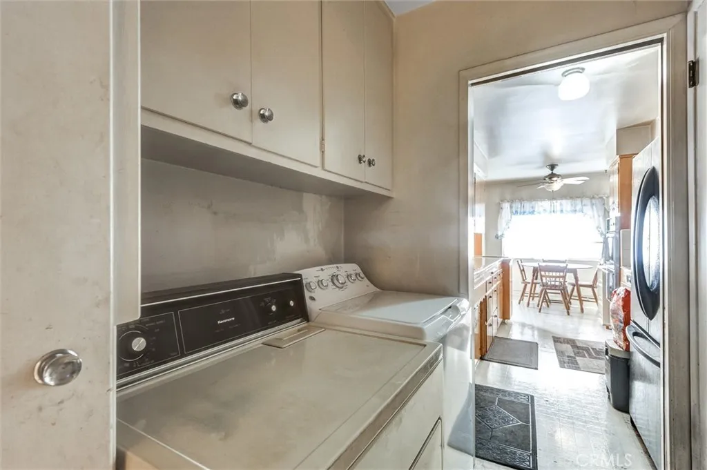 1550 N Bonita Court, Ontario, California 91762 home-pic-17