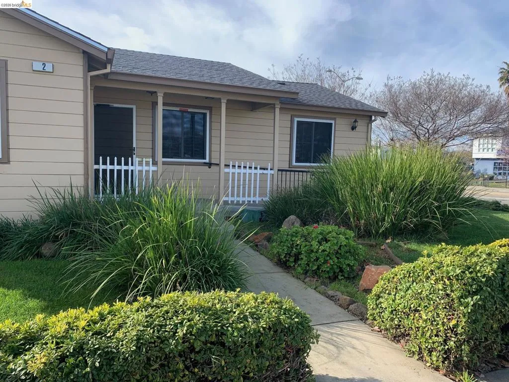 2 2 Belshaw St, Antioch, California 94509 home-pic-1