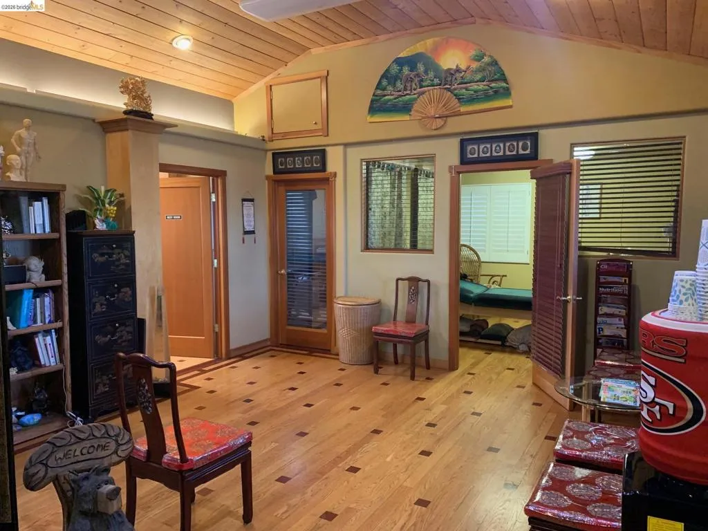 2 2 Belshaw St, Antioch, California 94509 home-pic-6