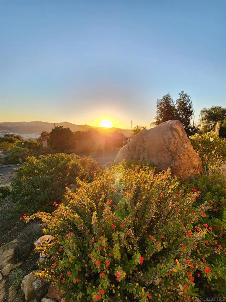 28149 Orange Terrace, Valley Center, California 92082 home-pic-44