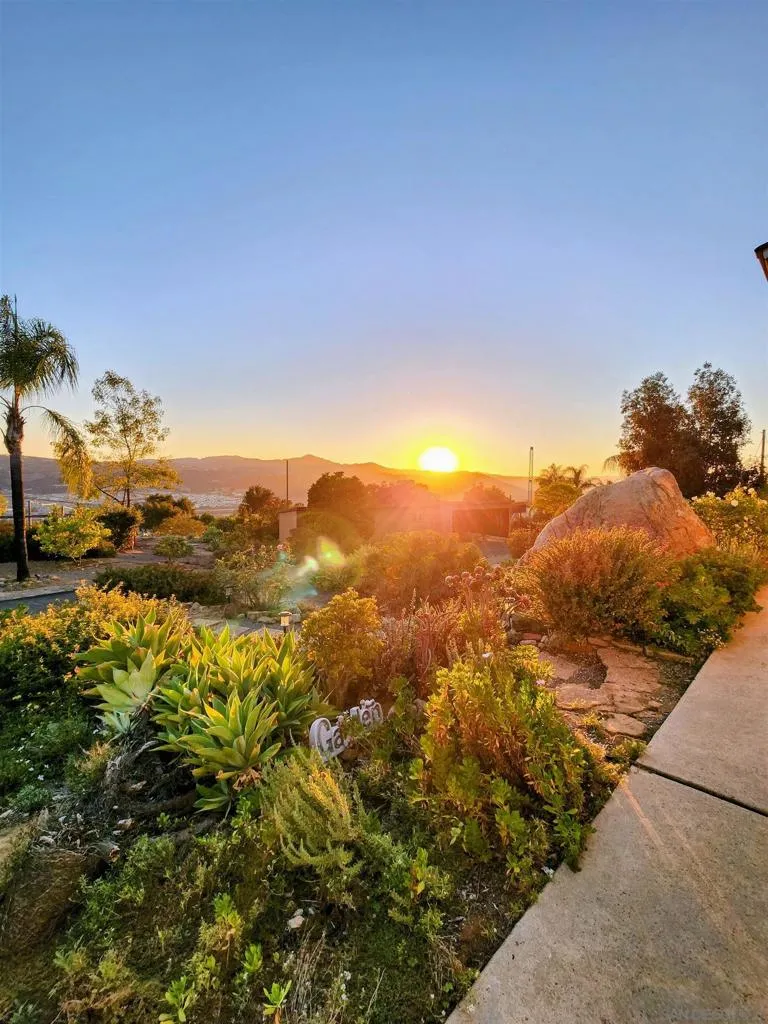 28149 Orange Terrace, Valley Center, California 92082 home-pic-45