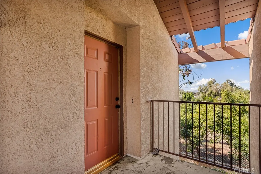 1365 Crafton Avenue, Mentone, California 92359 home-pic-4