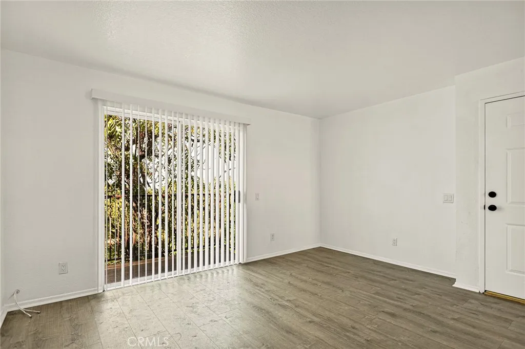 1365 Crafton Avenue, Mentone, California 92359 home-pic-7