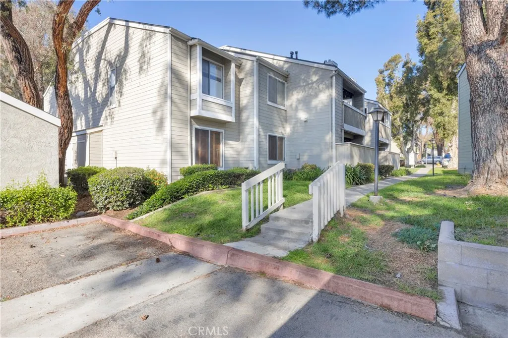 5842 Portsmouth 282, Yorba Linda, California 92887 home-pic-32
