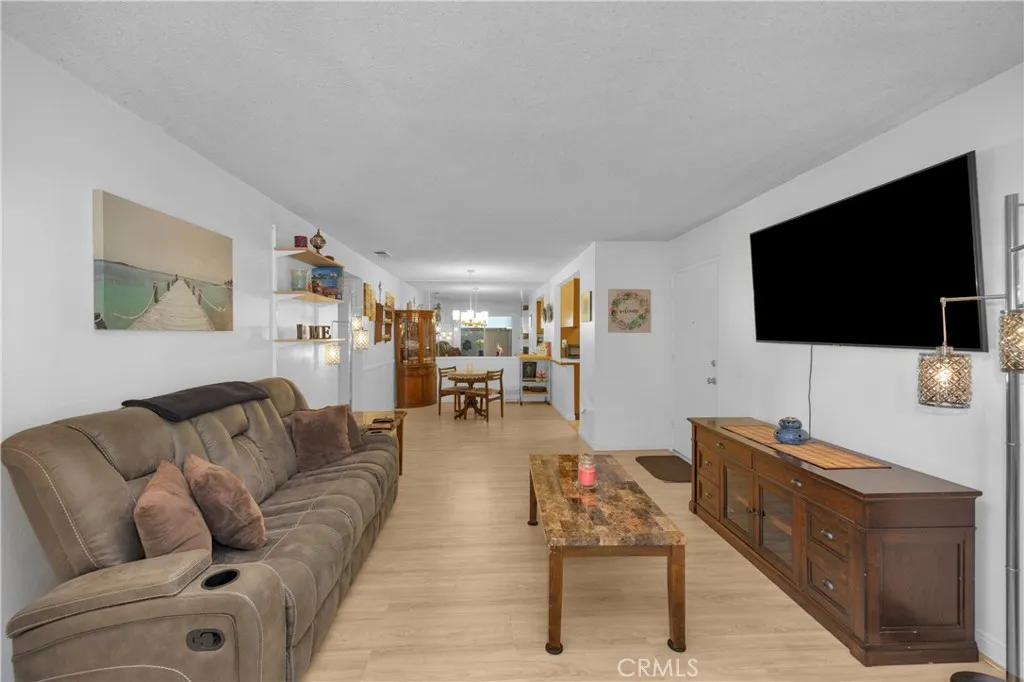 5842 Portsmouth 282, Yorba Linda, California 92887 home-pic-9