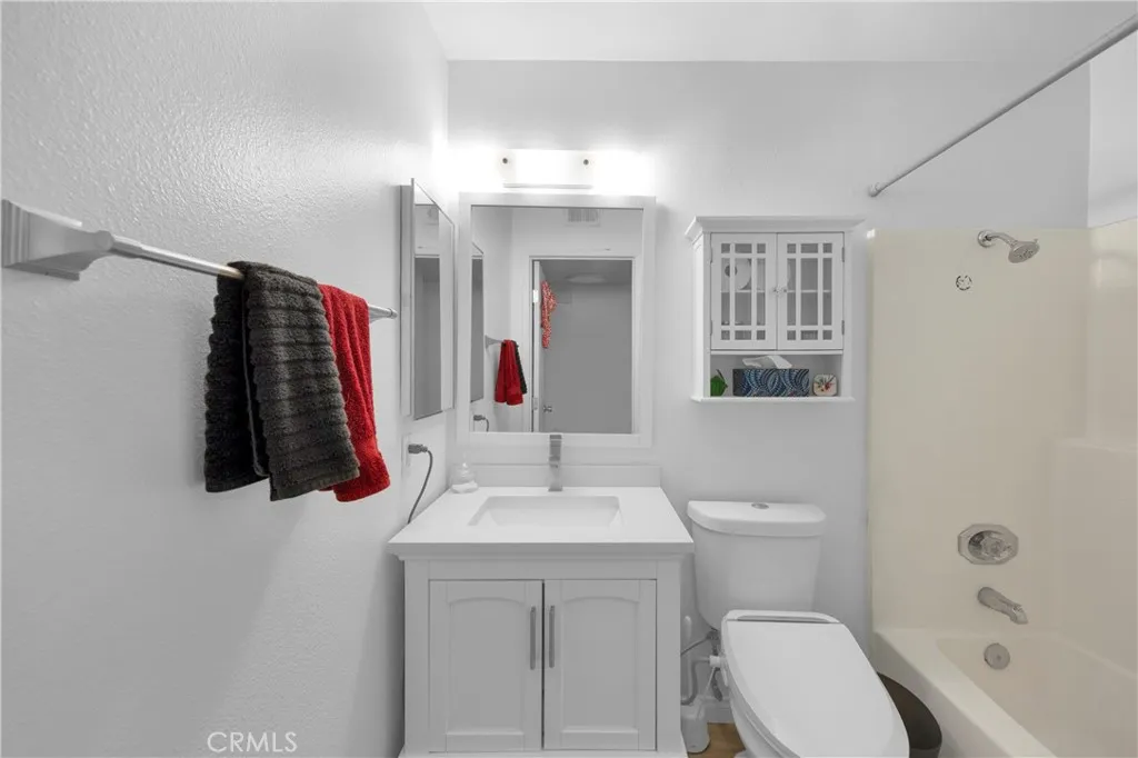 5842 Portsmouth 282, Yorba Linda, California 92887 home-pic-24