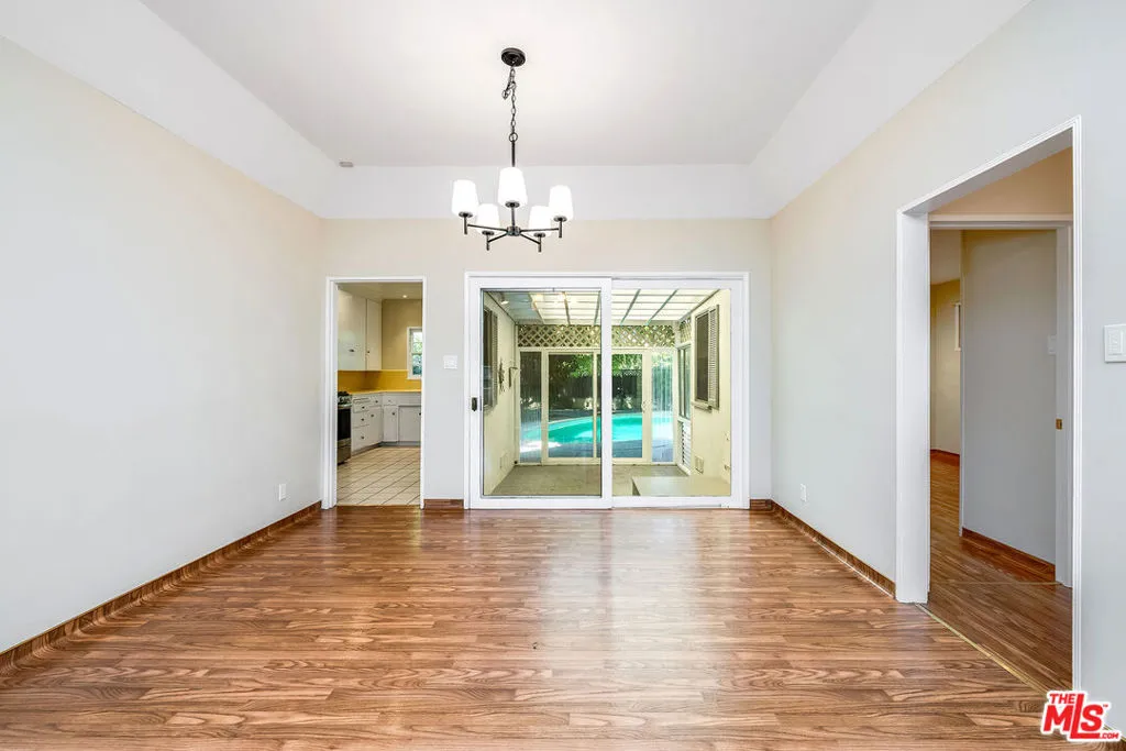 10435 Whipple Street, North Hollywood, California 91602 home-pic-8