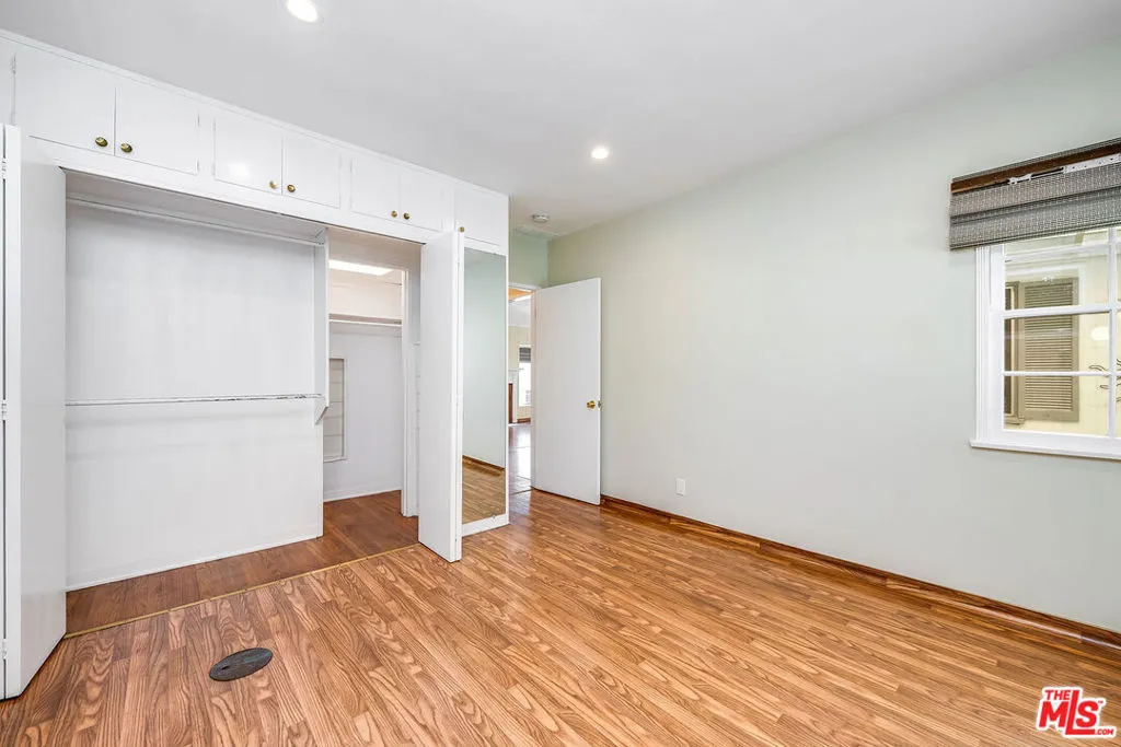10435 Whipple Street, North Hollywood, California 91602 home-pic-13