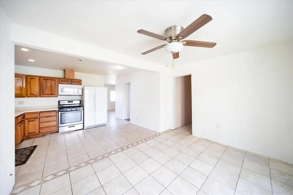 811 Jacumba, San Diego, California 92114 home-pic-8