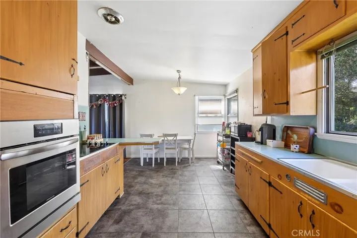71 Rafael Way, San Luis Obispo, California 93405