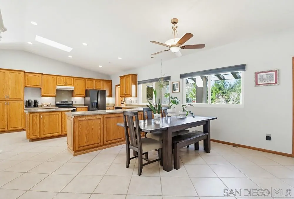 359 Galloway Valley Rd, Alpine, California 91901 home-pic-12