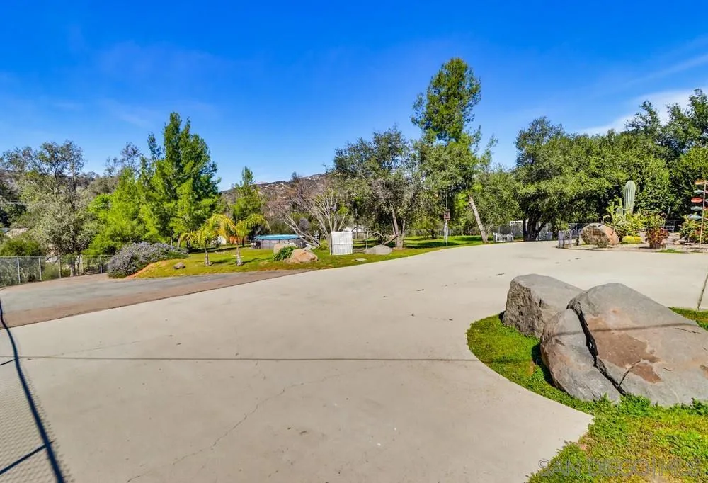 359 Galloway Valley Rd, Alpine, California 91901 home-pic-50