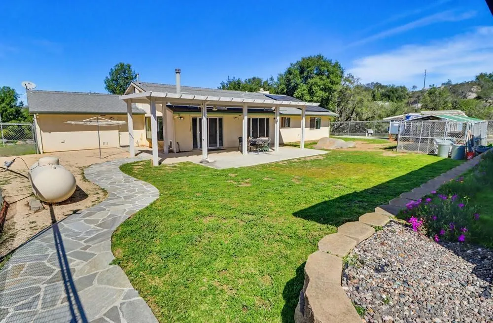359 Galloway Valley Rd, Alpine, California 91901 home-pic-32