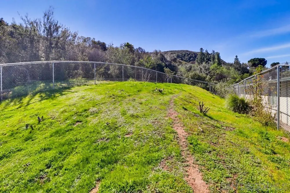 359 Galloway Valley Rd, Alpine, California 91901 home-pic-42