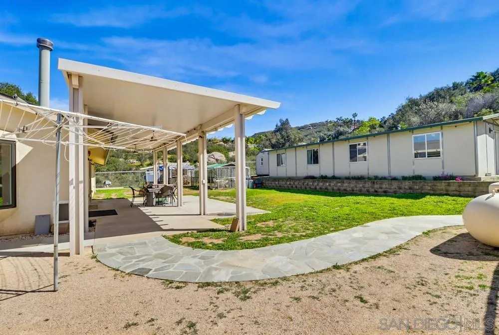 359 Galloway Valley Rd, Alpine, California 91901 home-pic-35