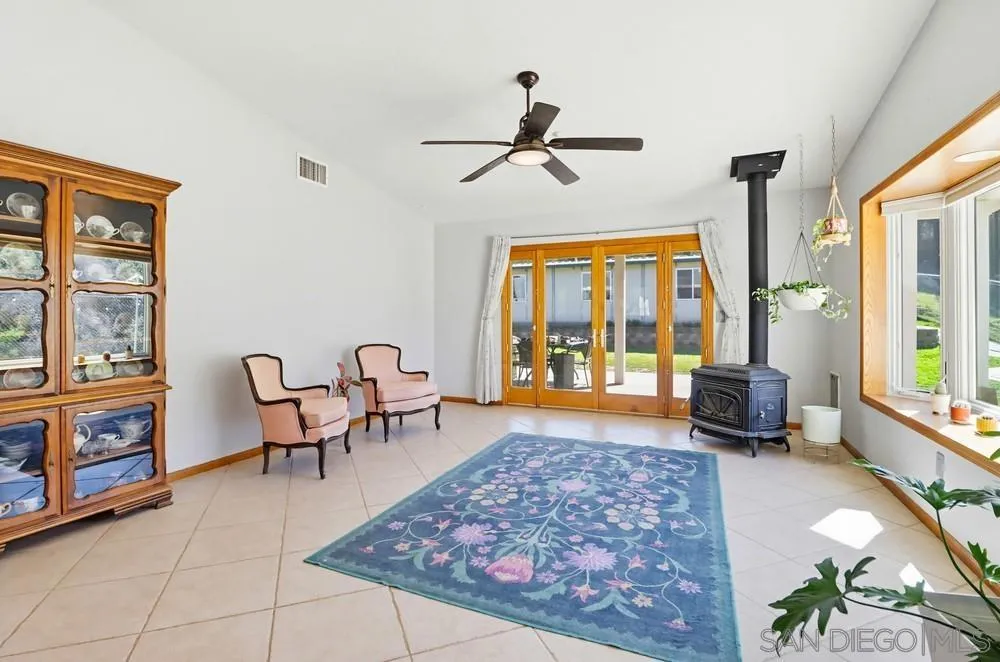 359 Galloway Valley Rd, Alpine, California 91901 home-pic-16