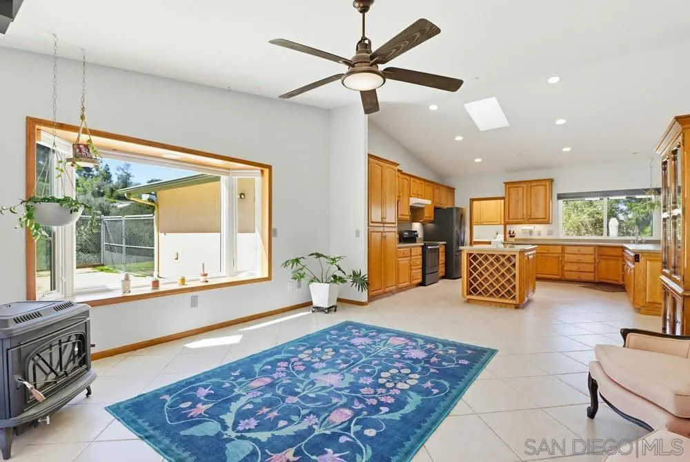 359 Galloway Valley Rd, Alpine, California 91901 home-pic-15