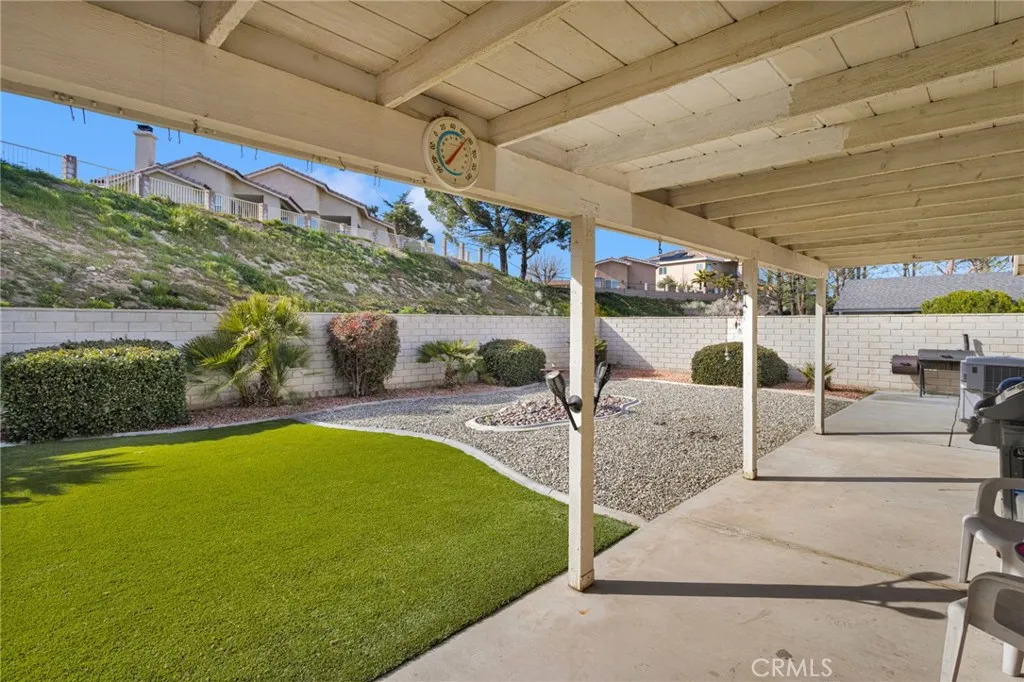 13900 Spring Valley Parkway, Victorville, California 92395 home-pic-29