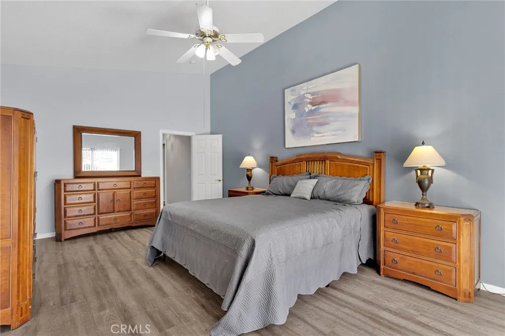 13900 Spring Valley Parkway, Victorville, California 92395 home-pic-24