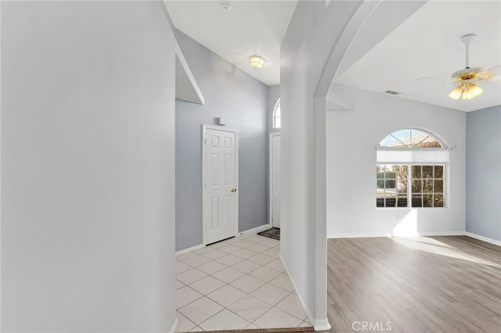 13900 Spring Valley Parkway, Victorville, California 92395 home-pic-5