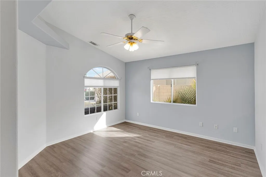 13900 Spring Valley Parkway, Victorville, California 92395 home-pic-6