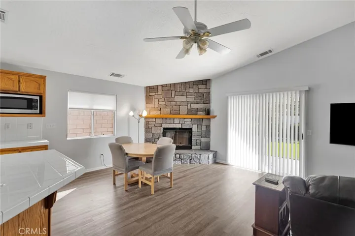 Den has backyard access!