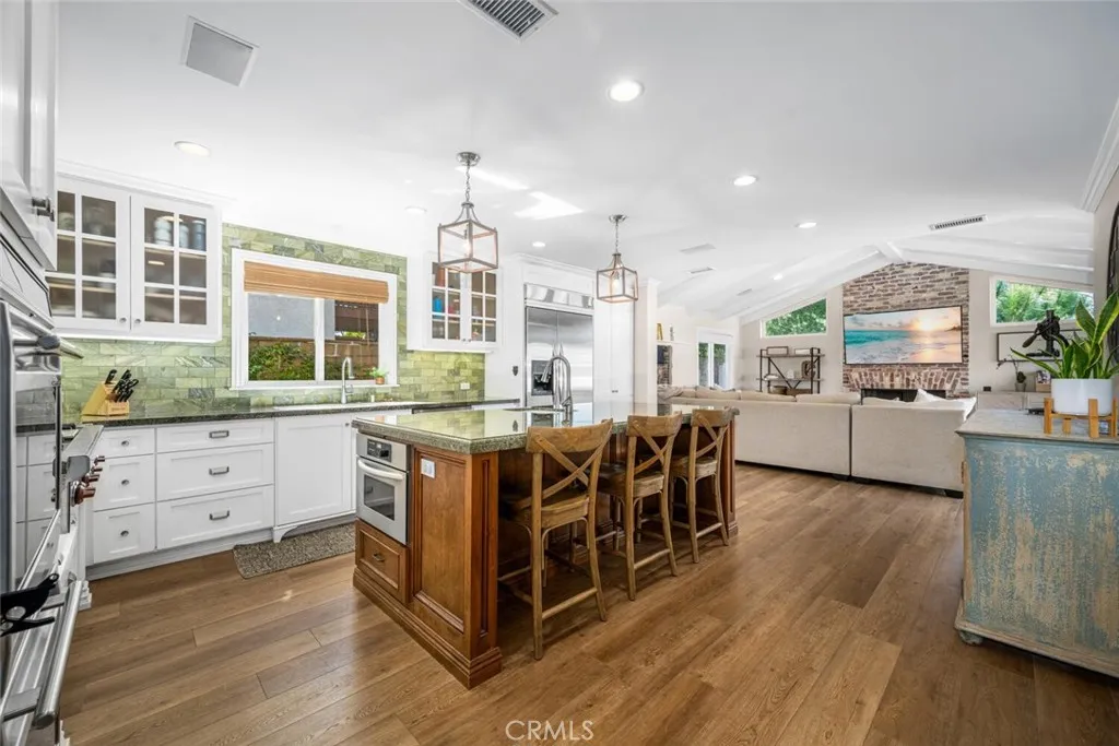 22995 Via San Juan, Mission Viejo, California 92691 home-pic-5