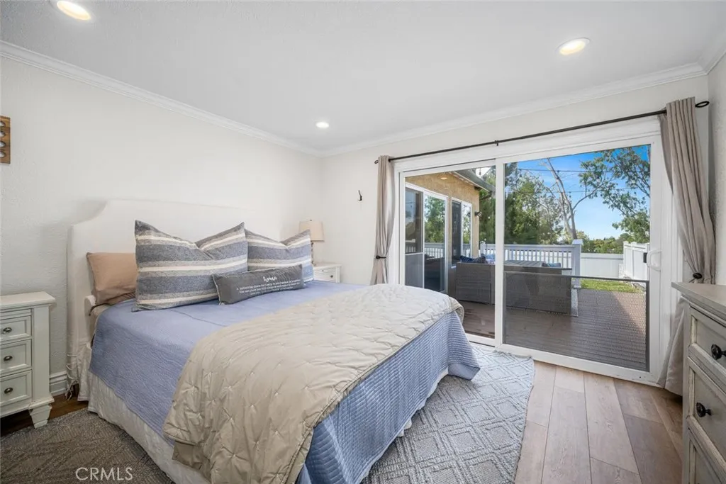 22995 Via San Juan, Mission Viejo, California 92691 home-pic-16