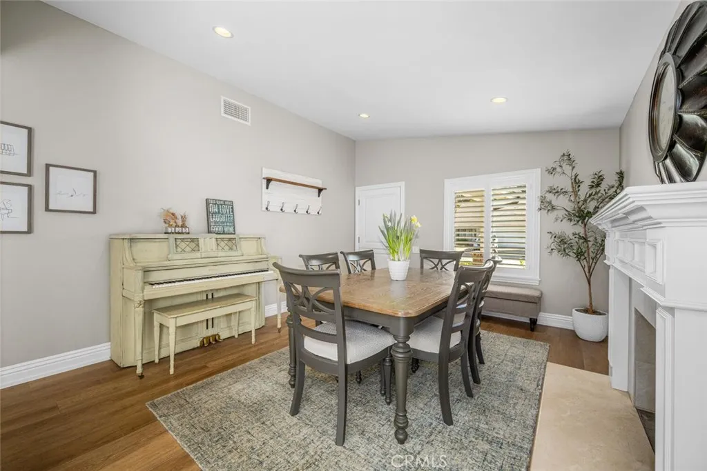 22995 Via San Juan, Mission Viejo, California 92691 home-pic-11