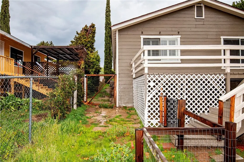 14520 Hardtree, Lake Hughes, California 93532 home-pic-31