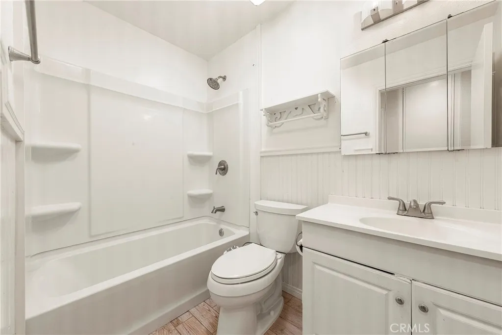 14520 Hardtree, Lake Hughes, California 93532 home-pic-18