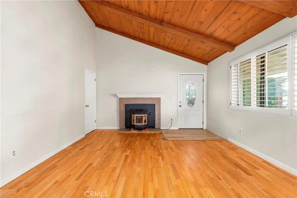 14520 Hardtree, Lake Hughes, California 93532 home-pic-8