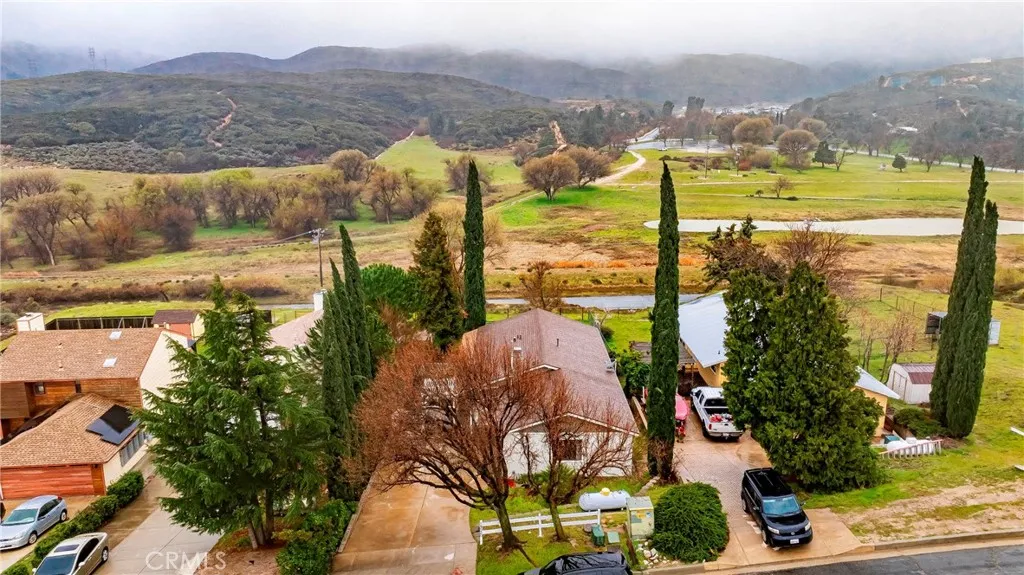 14520 Hardtree, Lake Hughes, California 93532 home-pic-19