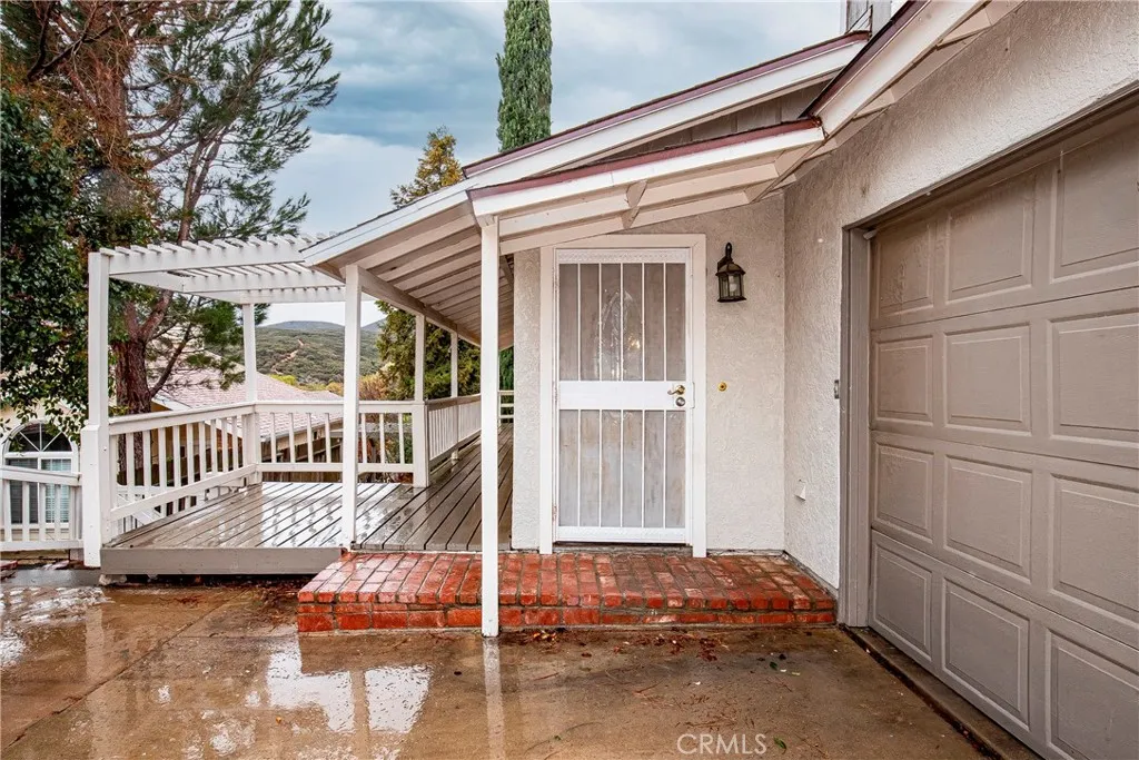 14520 Hardtree, Lake Hughes, California 93532 home-pic-4