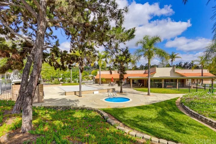 525 W El Norte Parkway 348, Escondido, California 92026