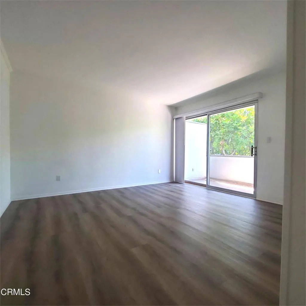 4231 Sarah Street, Burbank, California 91505 home-pic-10