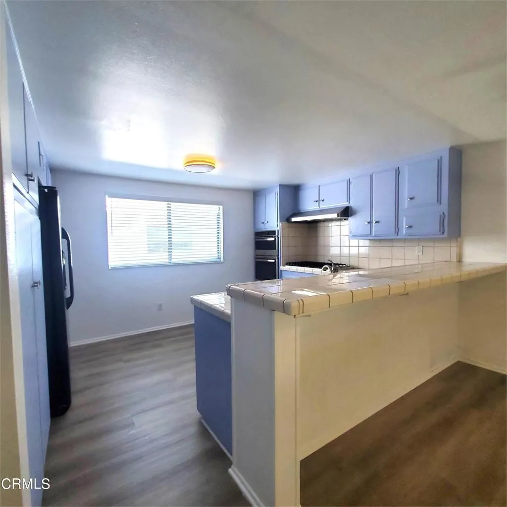 4231 Sarah Street, Burbank, California 91505 home-pic-5